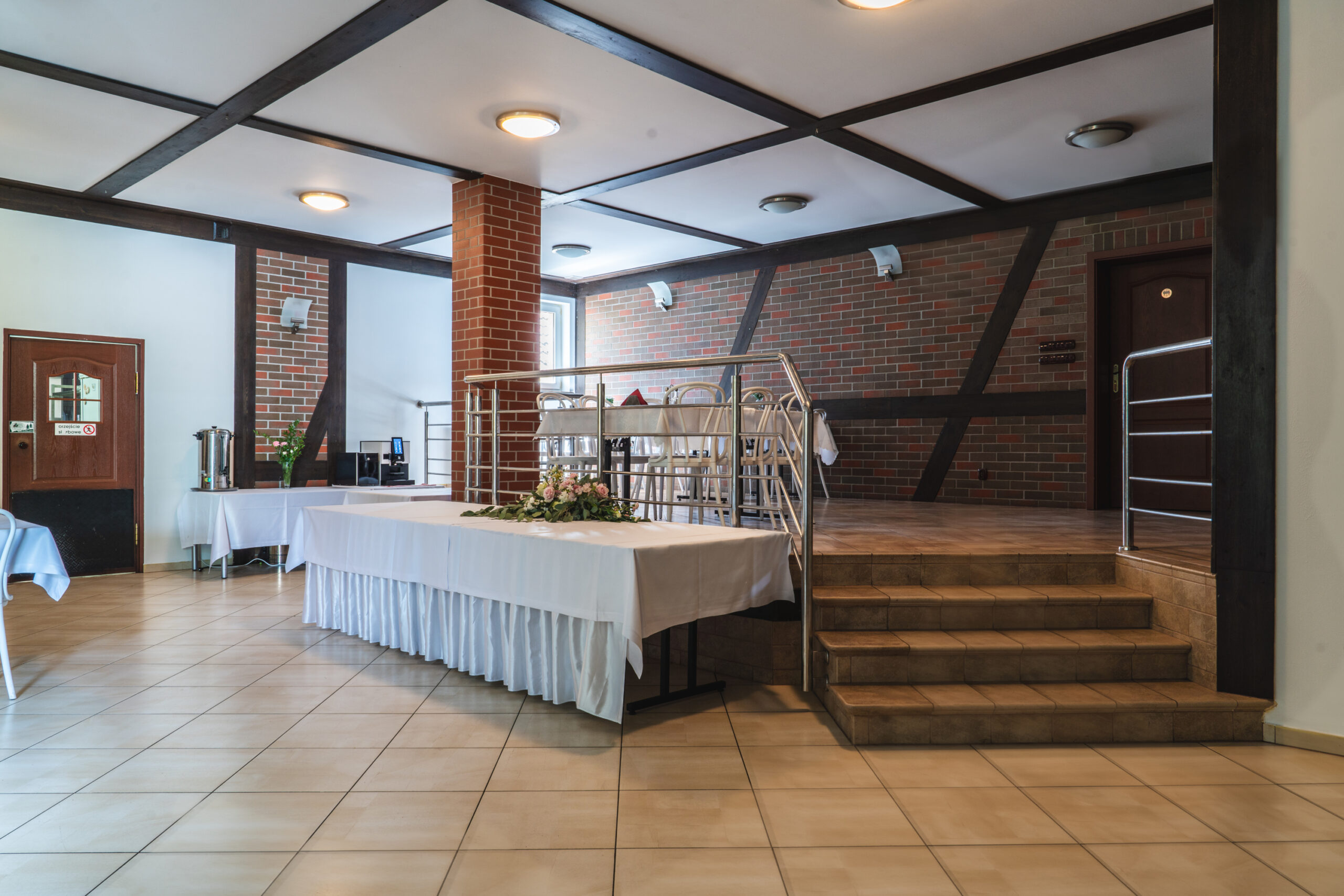 Sala klubowa / śniadaniowa